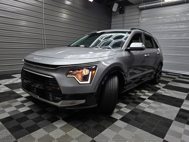 Used 2025 Kia Niro EX Touring FWD image 40
