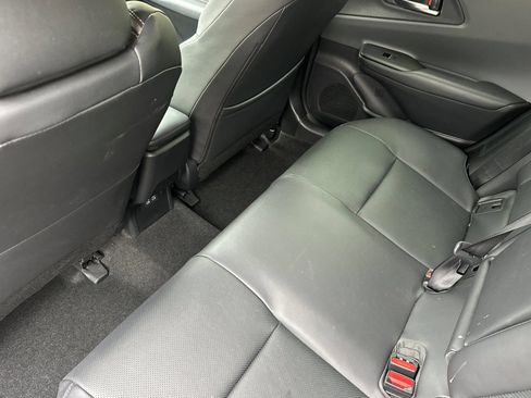 Used 2026 Toyota Prius LE FWD image 14