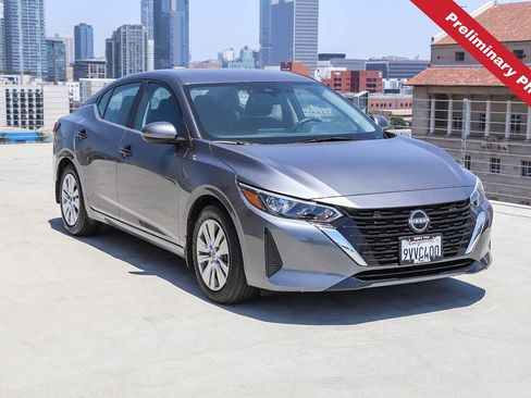 Used 2025 Nissan Sentra S FWD image 3