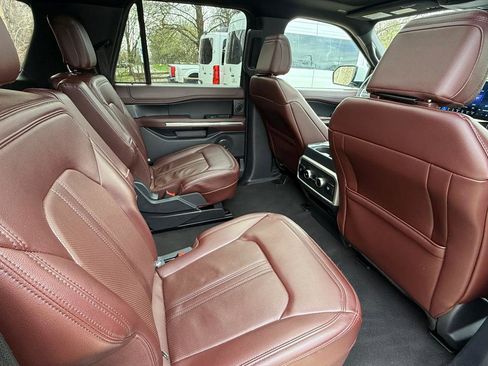 Used 2024 Ford Expedition Max Limited image 21