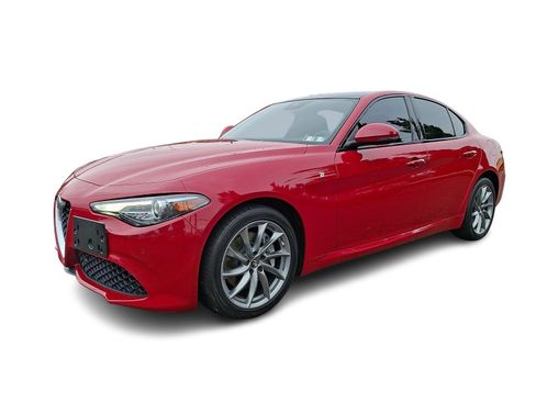 Used 2022 Alfa Romeo Giulia Ti AWD/4WD image 3