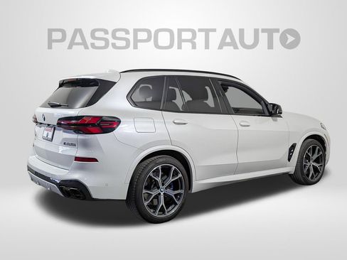 Used 2026 BMW X5 M60i image 7