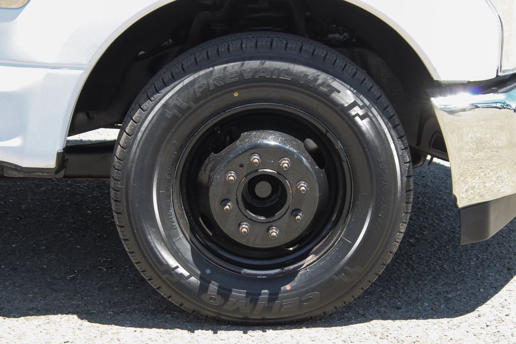 Used 2019 Ford F350 XL w/ Power Equipment Group RWD image 38