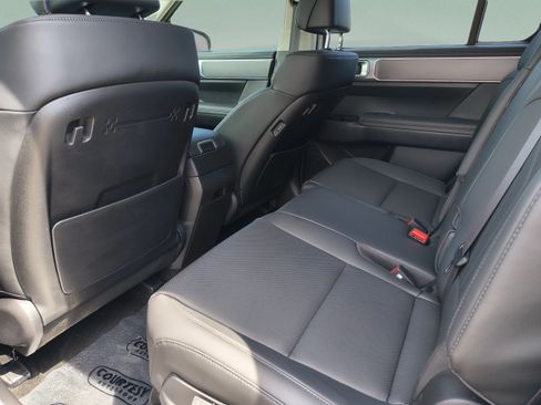 Certified 2025 Hyundai Santa Fe XRT AWD/4WD image 18