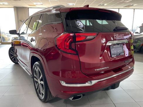 Used 2018 GMC Terrain Denali w/ LPO, 'HIT The Road' Package image 5