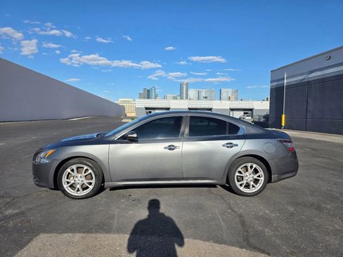 Used 2014 Nissan Maxima 3.5 SV w/ Premium Package FWD image 8