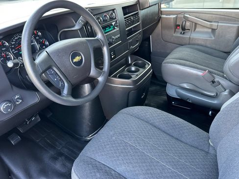 Used 2025 Chevrolet Express 2500 w/ Driver Convenience Package RWD image 10