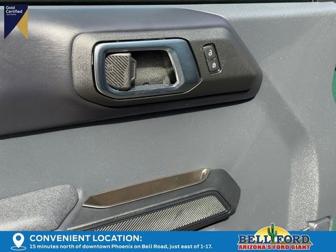 Used 2025 Ford Bronco Badlands image 18