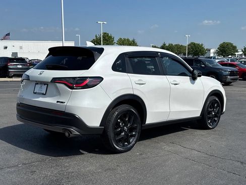 Certified 2024 Honda HR-V Sport image 5