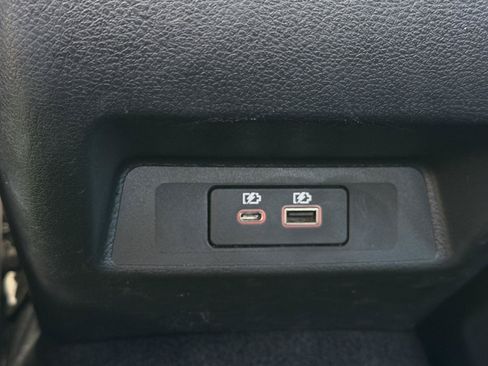 Used 2025 Nissan Altima 2.5 SV FWD image 7