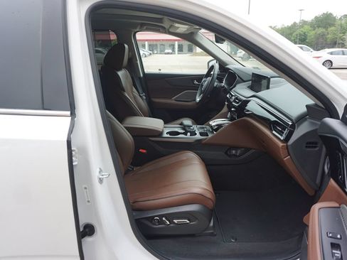 Used 2023 Acura MDX SH-AWD w/ Advance Package image 18
