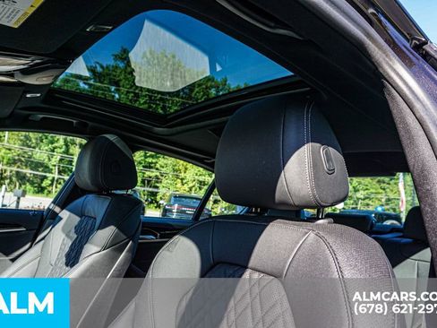 Used 2022 BMW 530i xDrive 530i xDrive w/ Convenience Package image 18