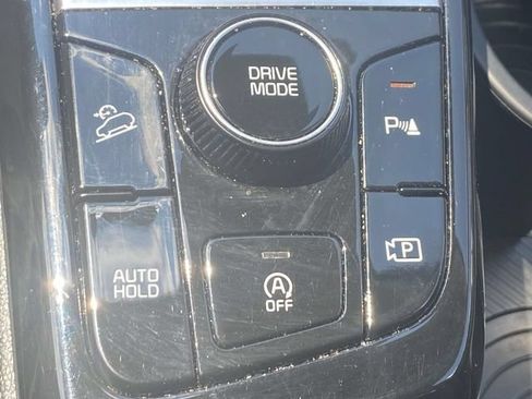 Used 2024 Kia Sportage EX FWD image 29