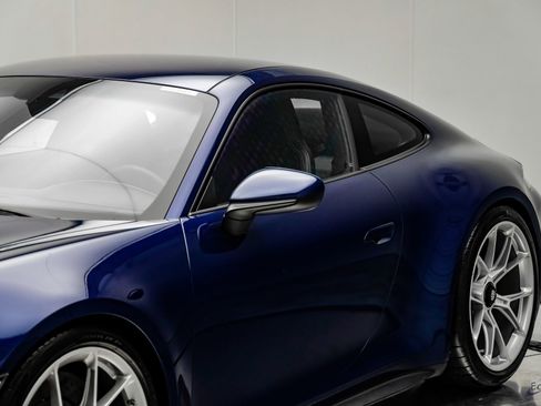 Used 2022 Porsche 911 GT3 image 29