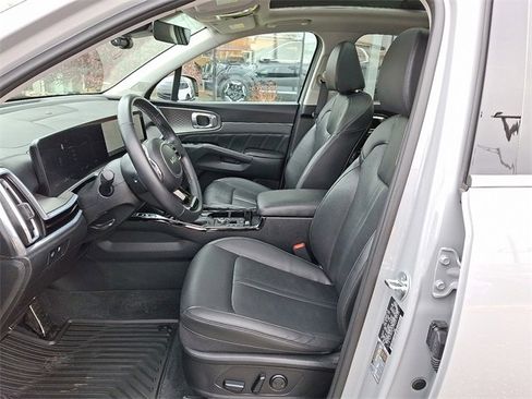 Certified 2025 Kia Sorento SX image 14