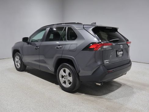 Used 2023 Toyota RAV4 XLE AWD/4WD image 4
