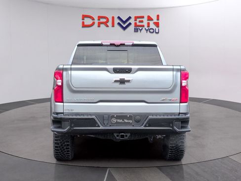 Certified 2023 Chevrolet Silverado 1500 ZR2 w/ Technology Package image 4