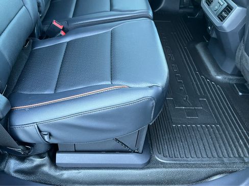 New 2026 Ford F350 Lariat w/ Black Appearance Package image 23