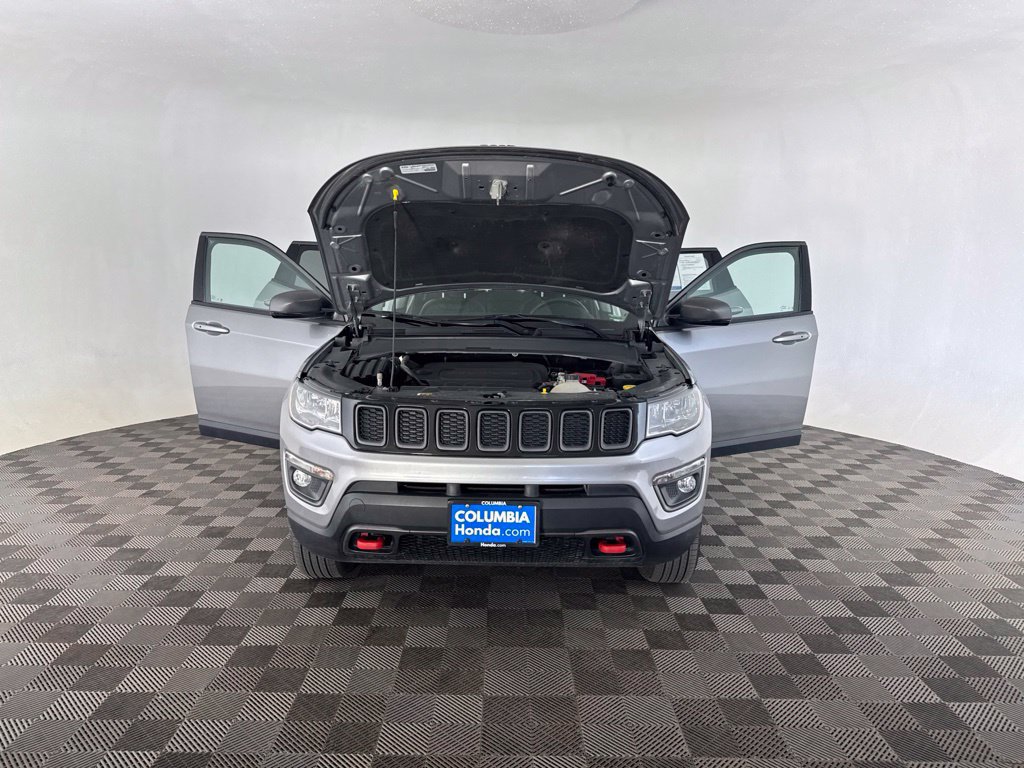 Used 2019 Jeep Compass Trailhawk AWD/4WD image 12