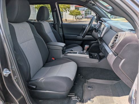 Certified 2023 Toyota Tacoma TRD Off-Road w/ Black Out Package (TMS) AWD/4WD image 23