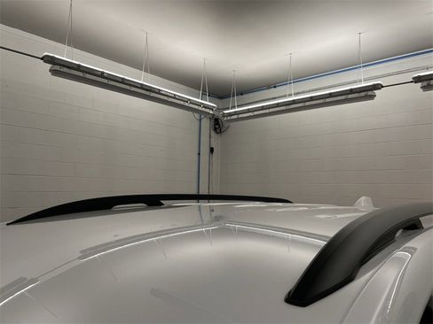 Used 2022 GMC Terrain SLE w/ Driver Convenience Package image 28