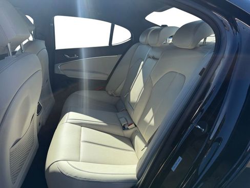 Used 2026 Genesis G70 2.5T image 13