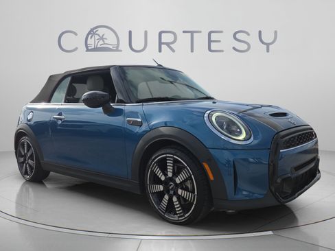 Used 2023 MINI Cooper S FWD image 8