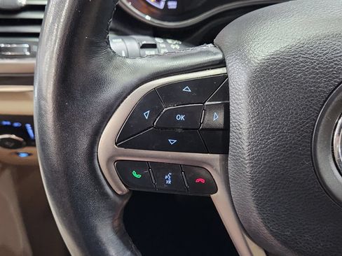 Used 2022 Jeep Grand Cherokee Limited RWD image 47