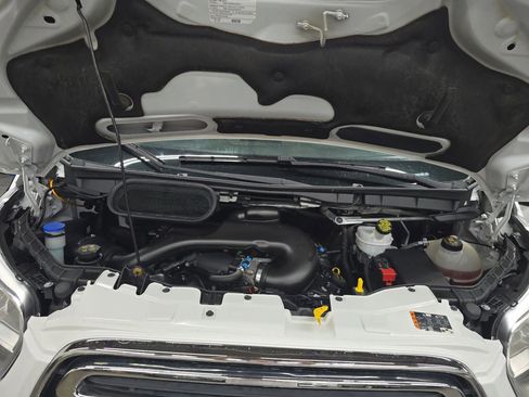 Used 2017 Ford Transit 150 XLT image 9