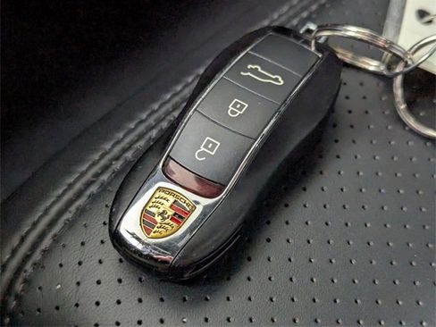 Used 2021 Porsche Macan GTS image 23