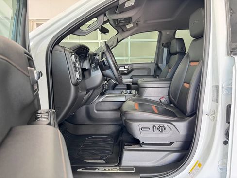 Certified 2019 GMC Sierra 1500 AT4 w/ AT4 Premium Package AWD/4WD image 11