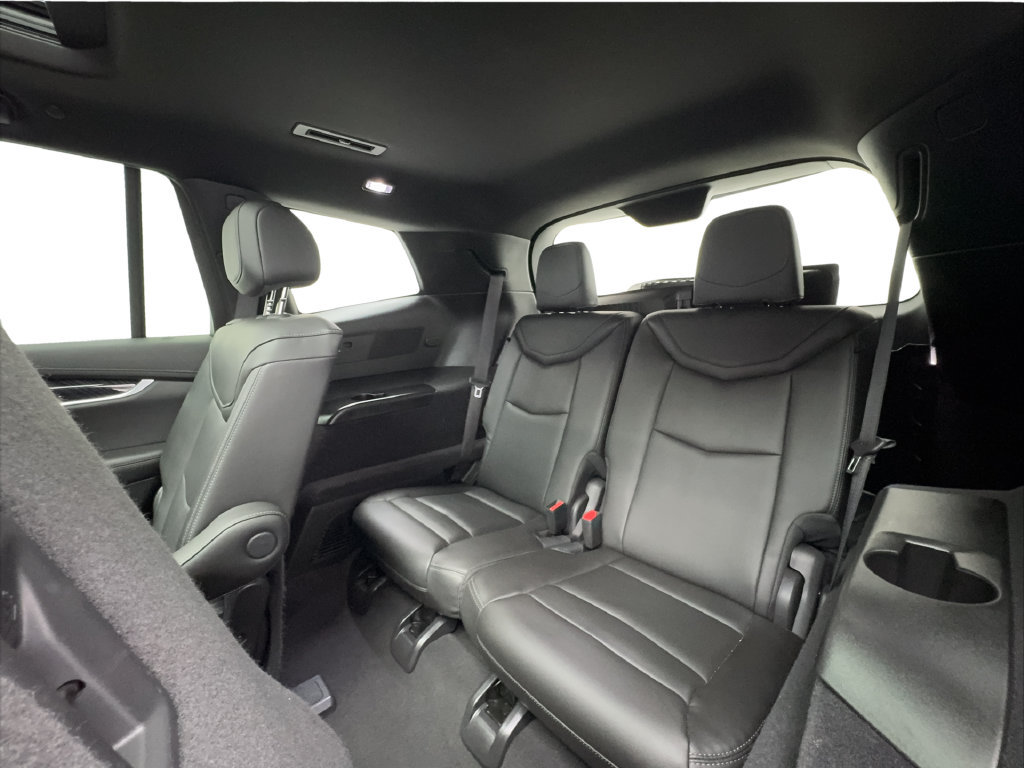 Used 2025 Cadillac XT6 Premium Luxury AWD/4WD image 29