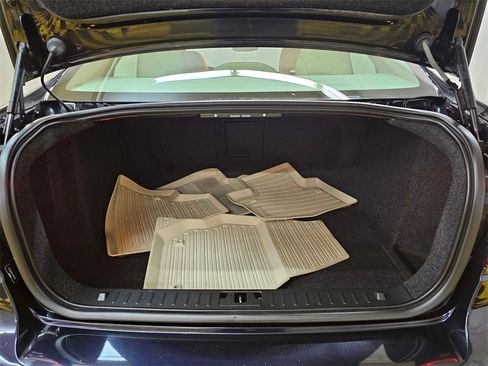 Used 2015 Volvo S80 T6 w/ Climate Package image 14