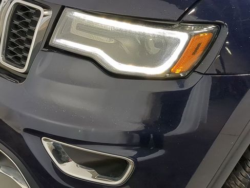 Used 2018 Jeep Grand Cherokee Limited w/ Luxury Group II image 22