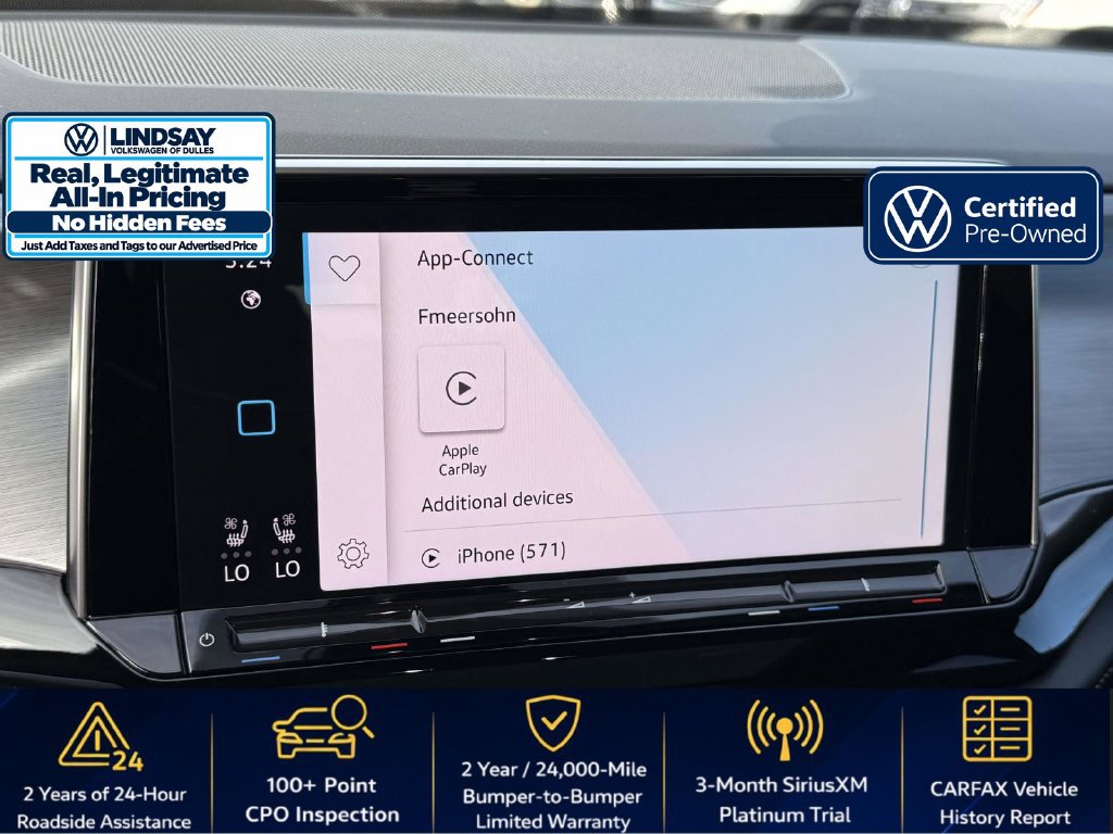 Certified 2024 Volkswagen Atlas Cross Sport SE w/ Panoramic Sunroof Package FWD image 17