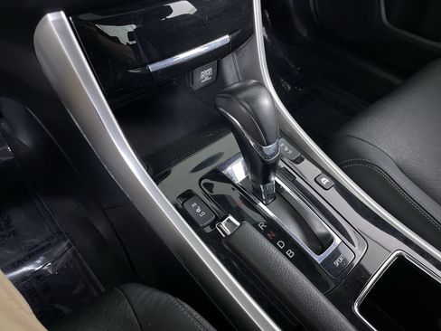 Used 2017 Honda Accord EX-L image 16