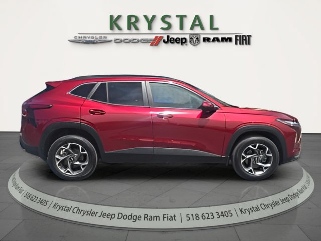 Used 2025 Chevrolet Trax LT w/ LT Convenience Package FWD image 7