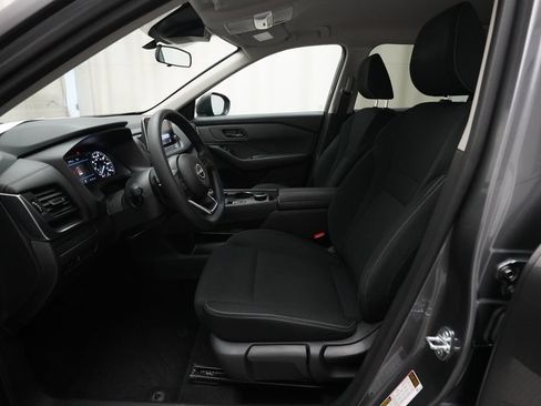 Used 2024 Nissan Rogue S AWD/4WD image 7