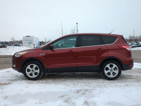 Used 2015 Ford Escape SE image 3