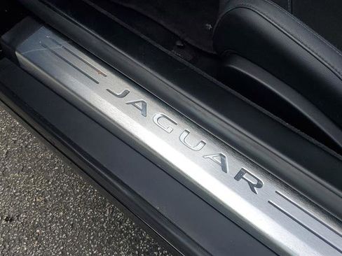 Used 2023 Jaguar F-TYPE Coupe image 33