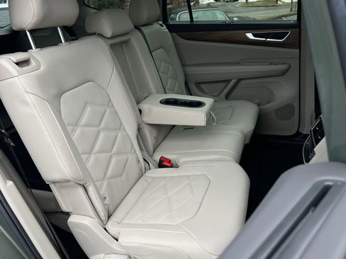 New 2026 Volkswagen Atlas SE image 13