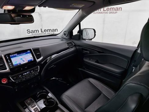 Used 2018 Honda Pilot Touring image 26