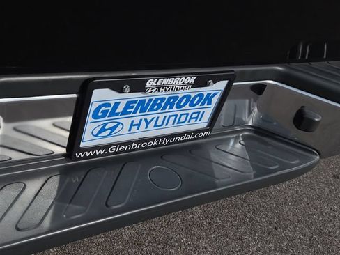 Used 2019 Nissan Frontier SL AWD/4WD image 31