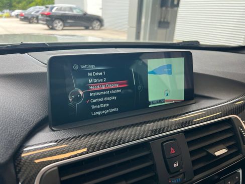 Used 2016 BMW M4 Convertible RWD image 17