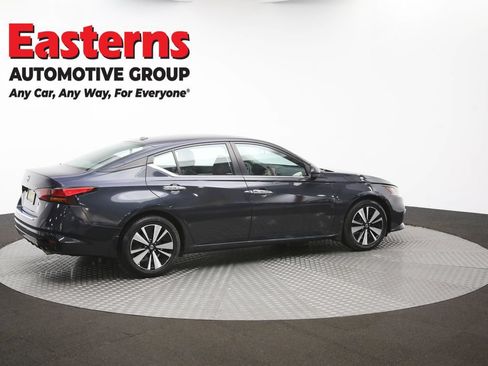 Used 2021 Nissan Altima 2.5 SV w/ SV Premium Package FWD image 43