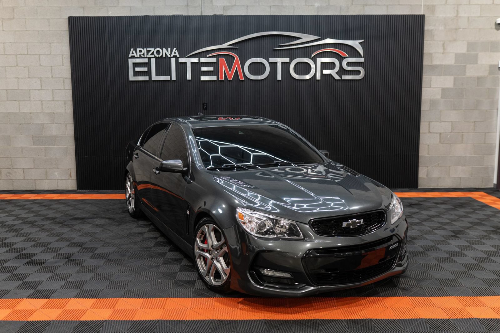 Used 2017 Chevrolet SS RWD image 3