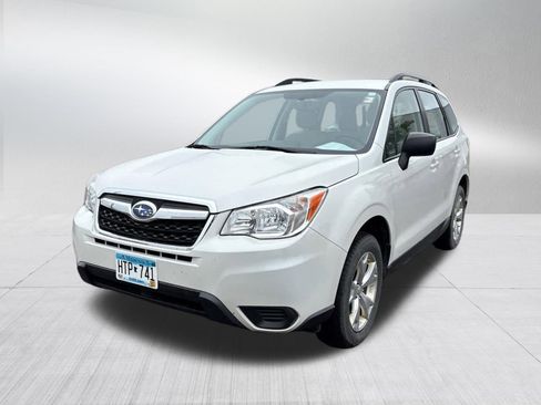 Used 2016 Subaru Forester 2.5i w/ Popular Package #2 AWD/4WD image 2