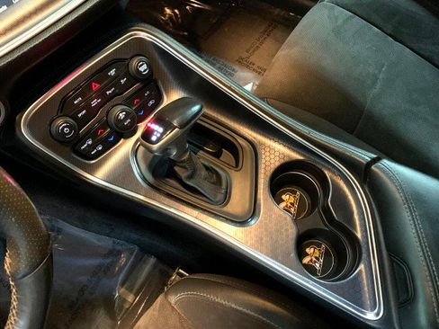 Used 2018 Dodge Challenger R/T Scat Pack w/ Leather Interior Group image 34