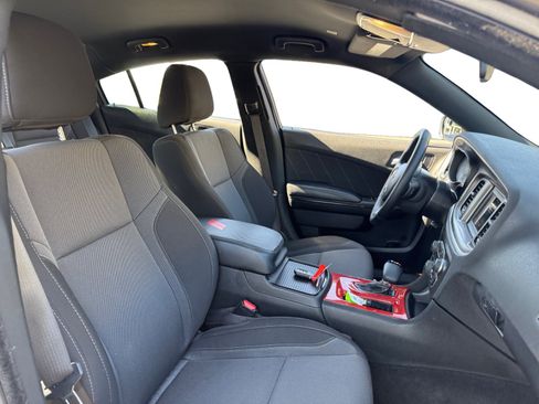 Used 2021 Dodge Charger SXT w/ Blacktop Package RWD image 15