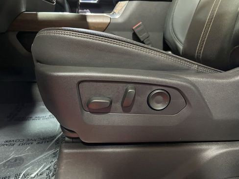 Certified 2025 Chevrolet Silverado 1500 High Country w/ Midnight Edition image 20